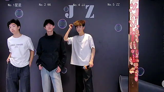 Snapshot of KOboys-818 chatting on March 31, 5:52 am KOboys-818 online show from March 31, 5:52 am