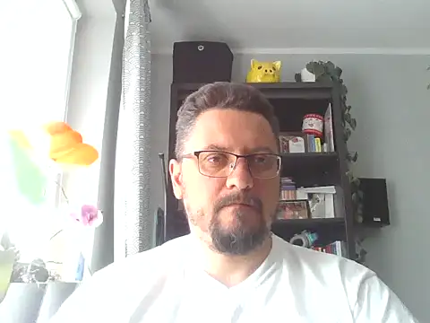 19cmSlave online show from June 8, 9:20 am