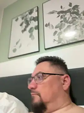 19cmSlave online show from June 12, 7:24 pm