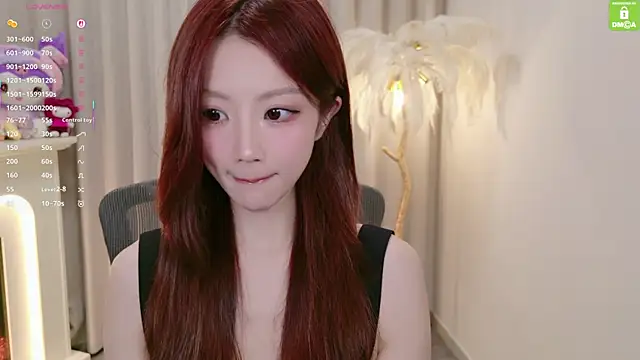 Snapshot of youmibaby11 chatting on July 20, 3:47 pm youmibaby11 online show from July 20, 3:47 pm