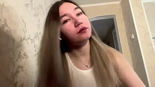 IreneOrbison online show from March 31, 1:44 pm