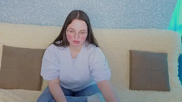 SofiDreamm online show from April 24, 2:19 pm