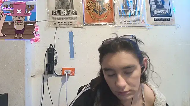 Ellaa honey online show from April 25, 2:14 am