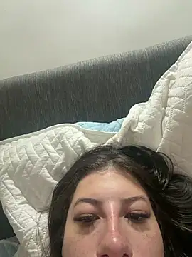 Snapshot of mia_diamon66 chatting on March 30, 11:39 pm mia diamon66 online show from March 30, 11:39 pm