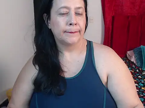 carlareyesk977 online show from May 25, 11:55 pm