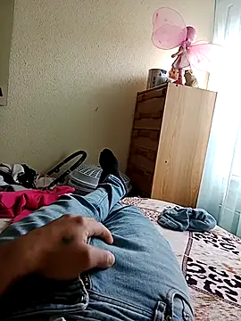 Snapshot of maicolvalejo4444 chatting on April 5, 2:36 pm maicolvalejo4444 online show from April 5, 2:36 pm