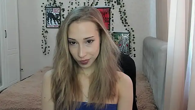 Emmarayder online show from May 5, 12:02 pm