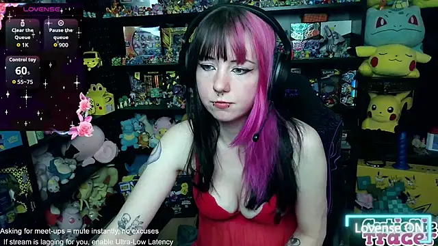 CutieTracer online show from May 30, 3:42 pm