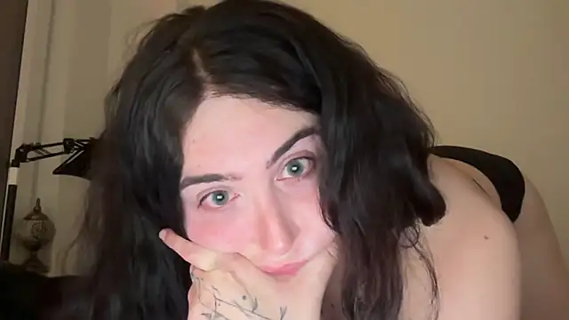 miamisery online show from March 31, 1:18 am