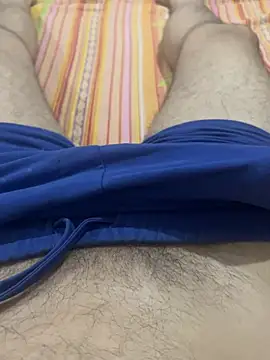 Snapshot of cumhors chatting on March 31, 1:40 am cumhors online show from March 31, 1:40 am