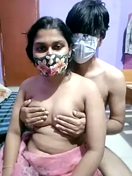 Jerin Couple61 online show from May 7, 8:03 pm