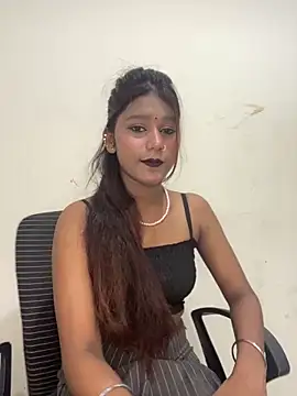 Cutiepie- online show from April 22, 4:52 pm