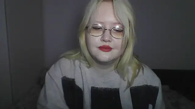 Snapshot of Elayne_Sweet chatting on May 16, 6:10 am Elayne Sweet online show from May 16, 6:10 am