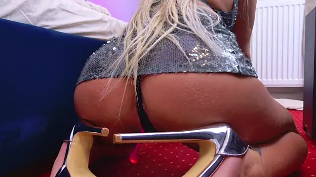 BlondieEve online show from June 20, 8:11 pm