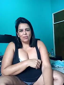 Snapshot of lucianamorocha chatting on April 16, 11:55 am lucianamorocha online show from April 16, 11:55 am