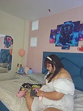 Snapshot of AleSweet_1 chatting on April 2, 1:31 pm AleSweet 1 online show from April 2, 1:31 pm