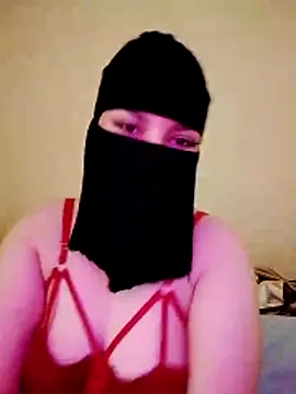 Queen Lola online show from June 30, 1:34 pm