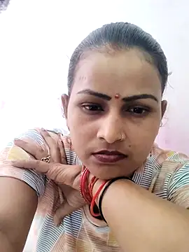 Snapshot of Legend_choice chatting on April 5, 6:21 am Legend choice online show from April 5, 6:21 am