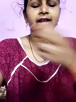 Snapshot of Legend_choice chatting on April 7, 9:43 am Legend choice online show from April 7, 9:43 am