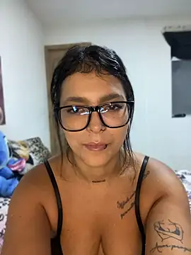 Mia milf x online show from May 22, 11:10 pm