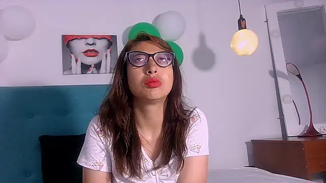 Skarlett Sweet5 online show from April 7, 1:22 pm