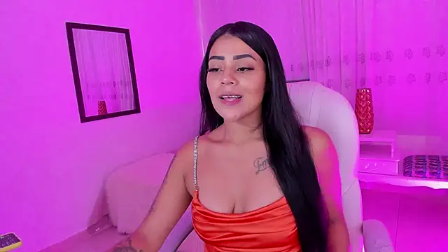 Mallorie Owens online show from April 17, 4:54 pm