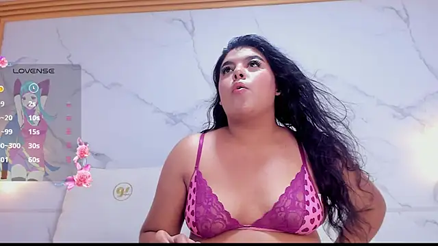 dakota tucci online show from April 8, 3:28 am