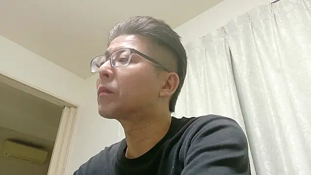 Snapshot of zakochin1106 chatting on April 26, 1:20 pm zakochin1106 online show from April 26, 1:20 pm