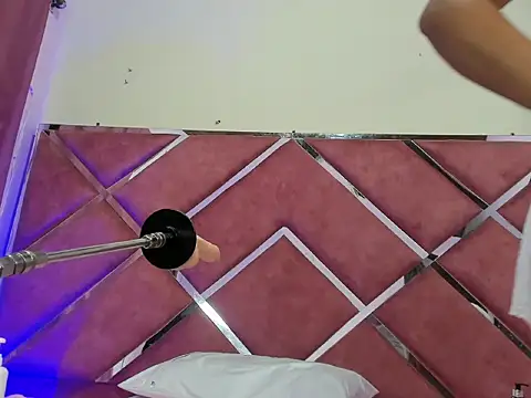 SofiaMendez1  online show from April 5, 3:26 am