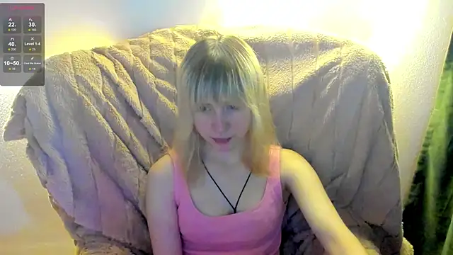 Snapshot of MiaKimiko chatting on June 22, 3:58 am MiaKimiko online show from June 22, 3:58 am