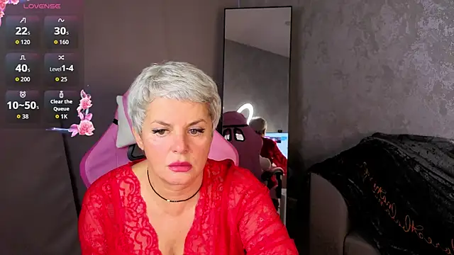 Snapshot of Linda_Zef1r chatting on May 28, 1:47 am Linda Zef1r online show from May 28, 1:47 am