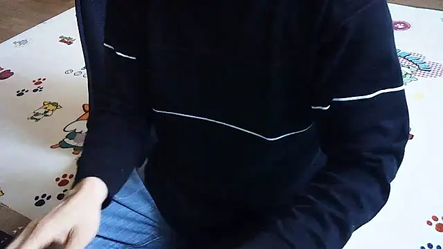 Snapshot of ho2jjahk chatting on April 16, 8:15 am ho2jjahk online show from April 16, 8:15 am