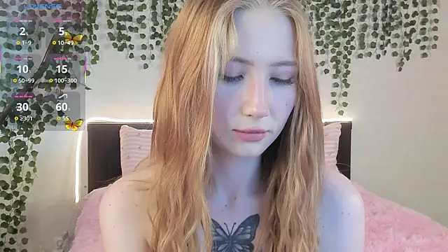 Snapshot of Leona_Vixen chatting on May 4, 5:47 am Leona Vixen online show from May 4, 5:47 am
