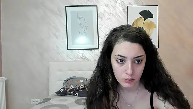 AnalSuzieBell online show from April 9, 5:40 pm