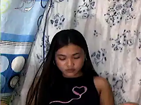 Snapshot of AsianPinay18 chatting on May 12, 1:52 pm AsianPinay18 online show from May 12, 1:52 pm