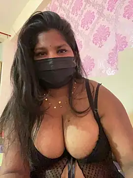 Snapshot of Shalu_naughty69 chatting on April 24, 7:55 am Shalu naughty69 online show from April 24, 7:55 am