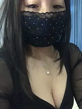 Snapshot of LuLudabao chatting on April 2, 1:53 pm LuLudabao online show from April 2, 1:53 pm