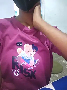 Snapshot of punampooja chatting on April 13, 5:35 am punampooja online show from April 13, 5:35 am