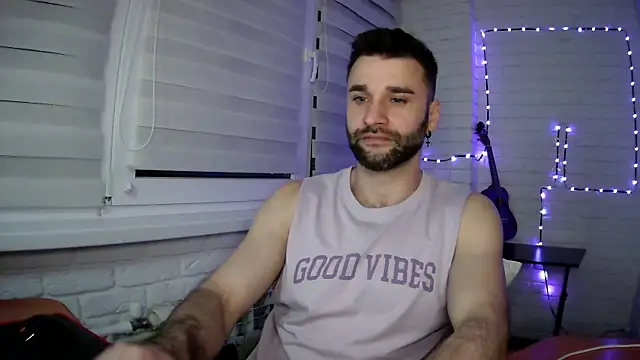 DaddySlava online show from May 2, 8:03 pm