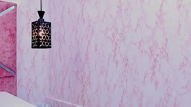 Lila Horney online show from April 4, 2:25 pm