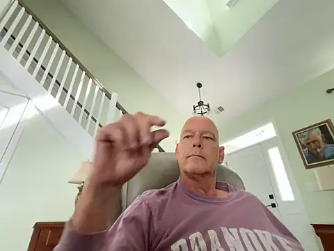 Snapshot of ProfessorPaulcam chatting on April 6, 2:18 pm ProfessorPaulcam online show from April 6, 2:18 pm