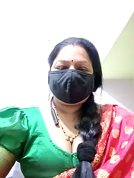 Snapshot of PINKI_024 chatting on May 5, 5:59 am PINKI 024 online show from May 5, 5:59 am