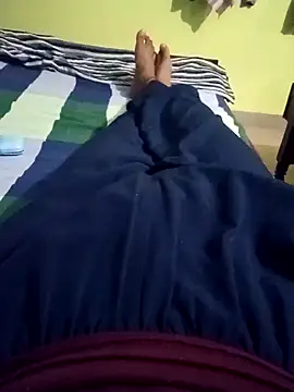 justin36438 online show from April 2, 10:57 am