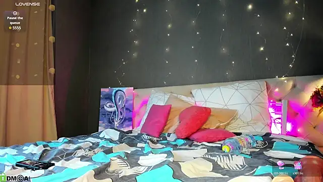 Amy-Desiree online show from May 28, 1:03 am