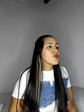 Paulina 06 online show from June 6, 8:02 pm