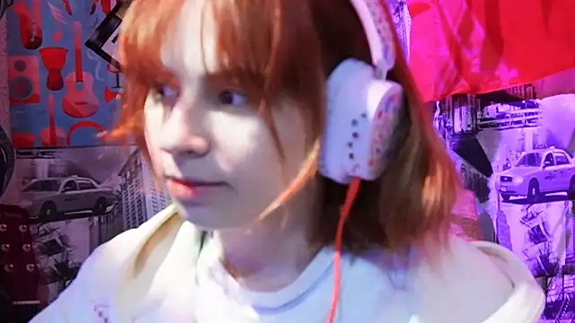 Snapshot of Janet_Vibes chatting on April 4, 7:11 pm Janet Vibes online show from April 4, 7:11 pm