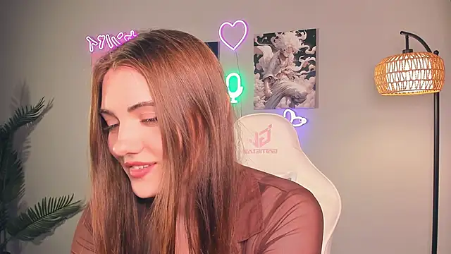 Snapshot of TrulaSandage chatting on April 6, 4:19 pm TrulaSandage online show from April 6, 4:19 pm