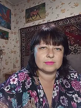 Snapshot of AuroKaria chatting on May 31, 2:35 pm AuroKaria online show from May 31, 2:35 pm