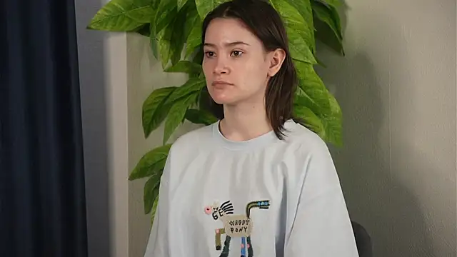 Snapshot of ChereFarkus chatting on April 4, 10:24 am ChereFarkus online show from April 4, 10:24 am