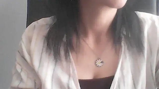 sara 41 online show from April 27, 9:40 am